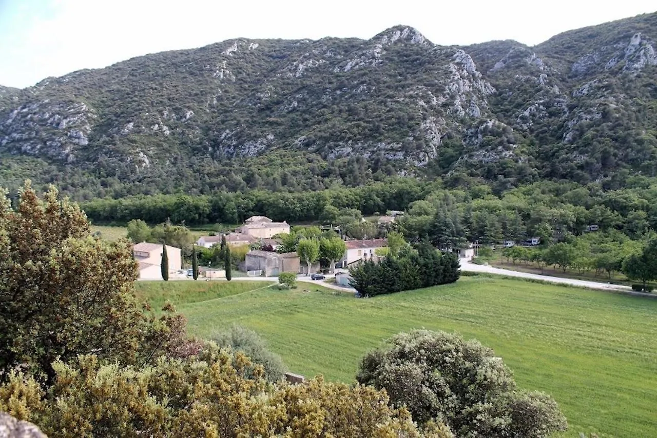 L'Oustalado Apartment Maubec